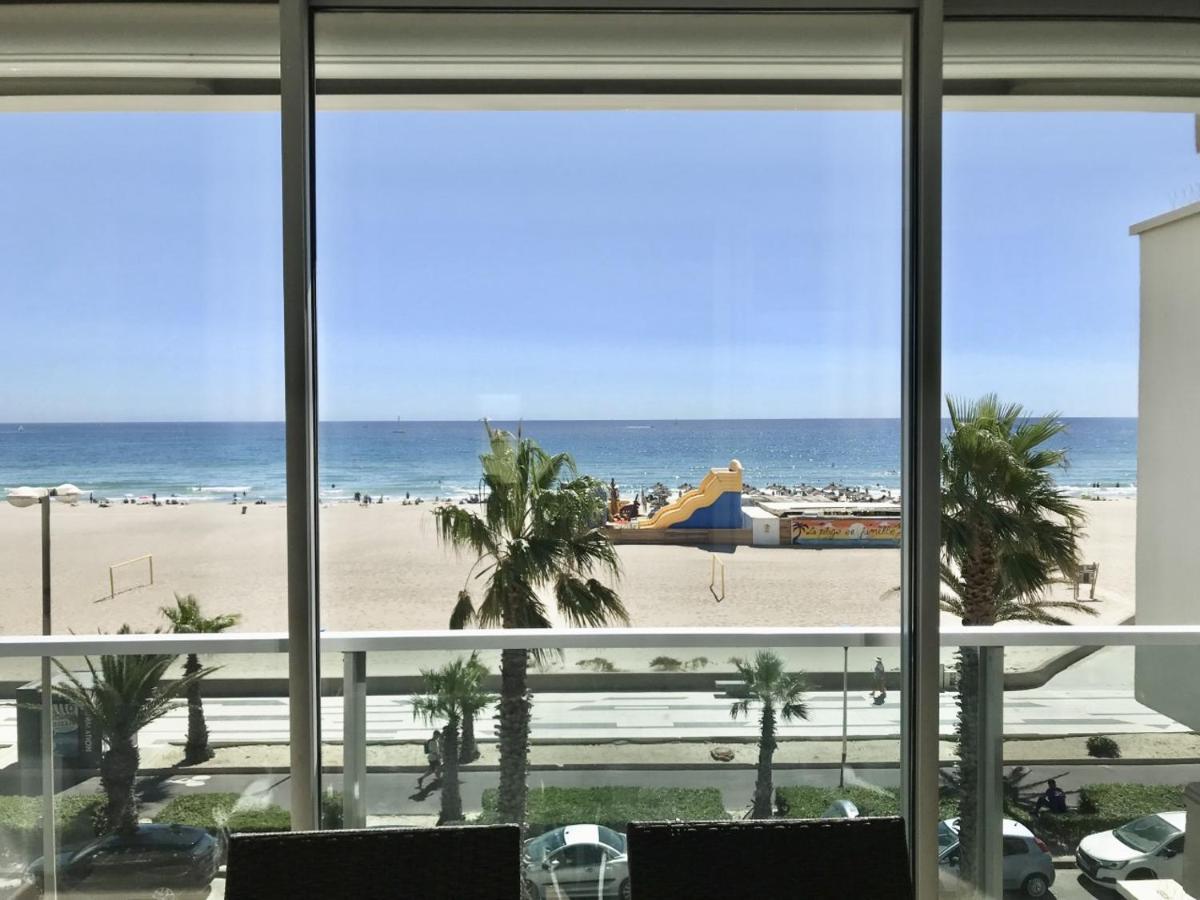 Appartement Face A La Mer - 6 A 8 Personnes - Canet En Roussillon المظهر الخارجي الصورة